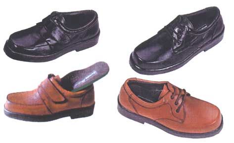 Casual Shoe Premier Shoe with Extended Sizes and Widths